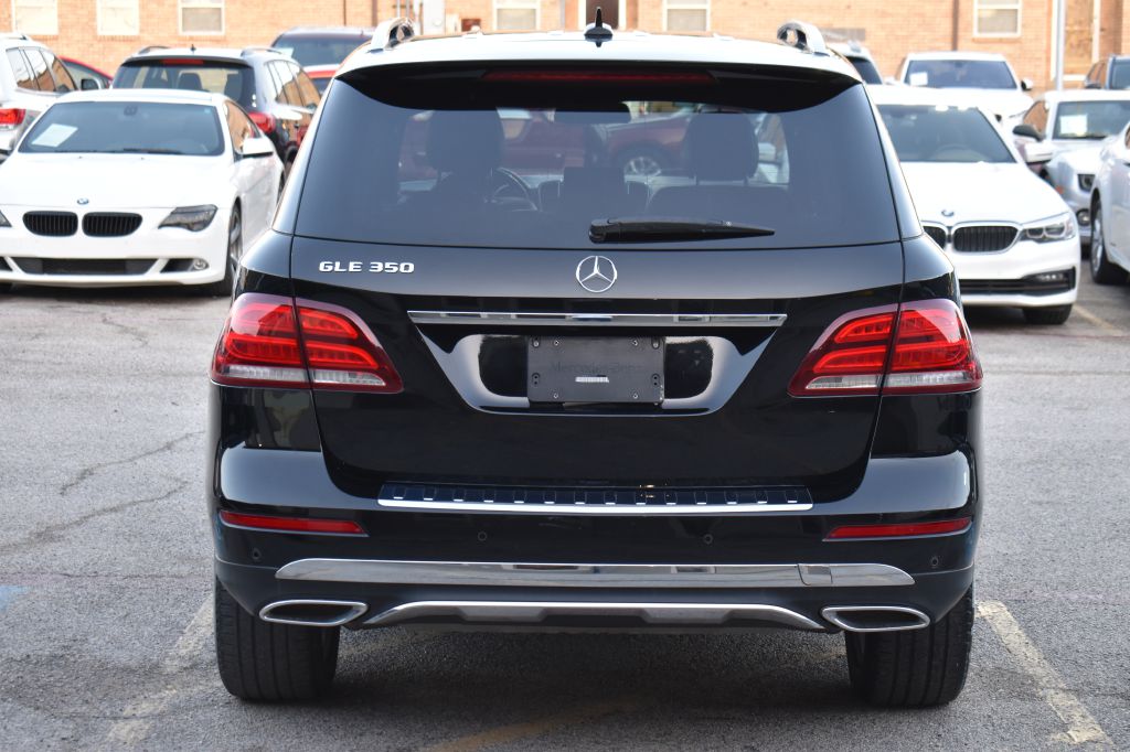 Mercedes-Benz GLE 350 2018 Mercedes-Benz GLE 350 4JGDA5JB8JB187937