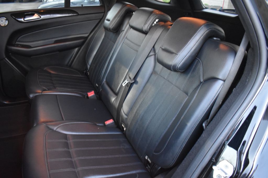 Mercedes-Benz GLE 350 2018 Mercedes-Benz GLE 350 4JGDA5JB8JB187937
