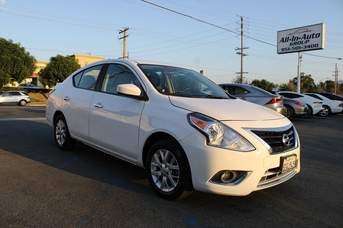 2018 Nissan Versa Sedan SV