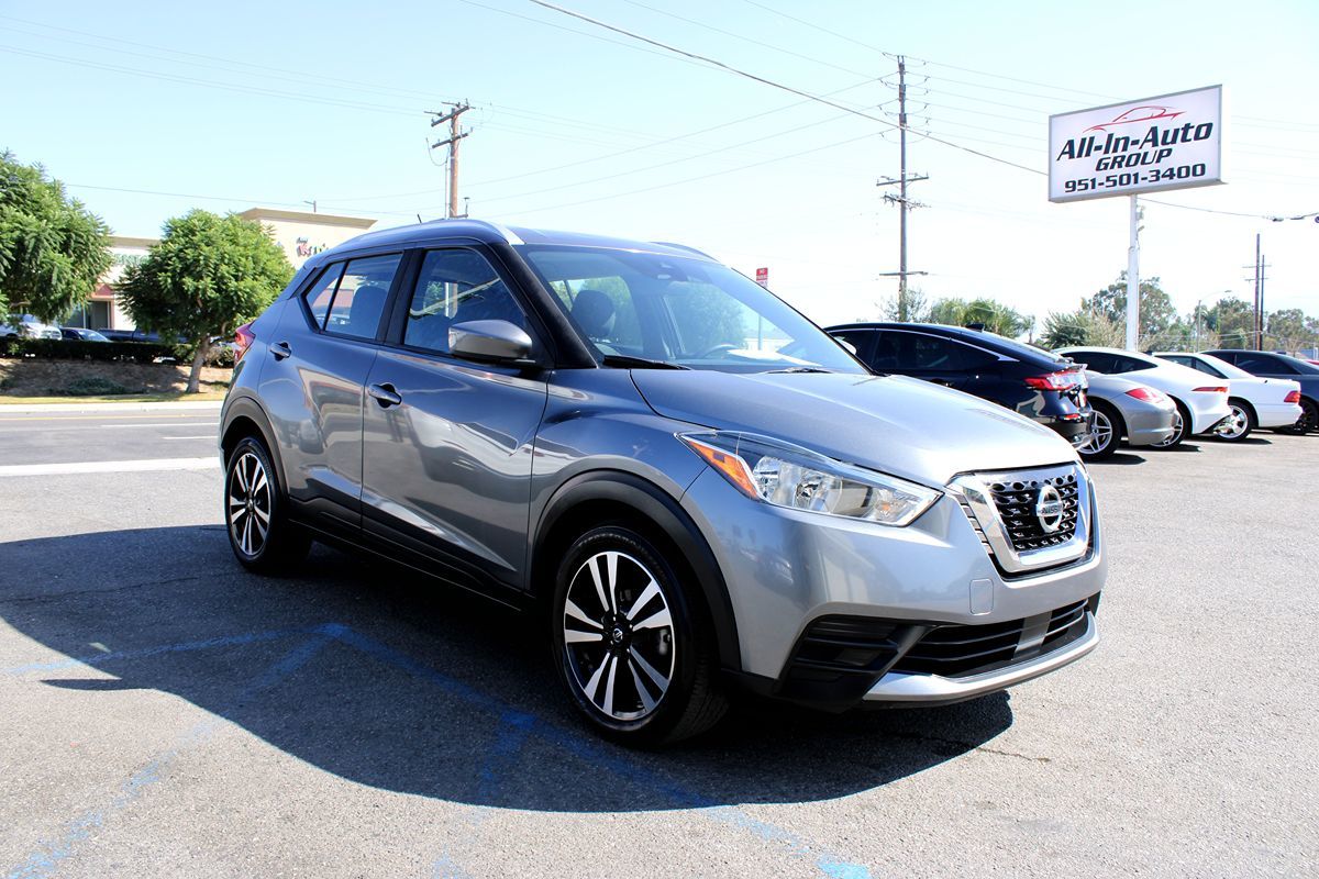 2020 Nissan Kicks SV