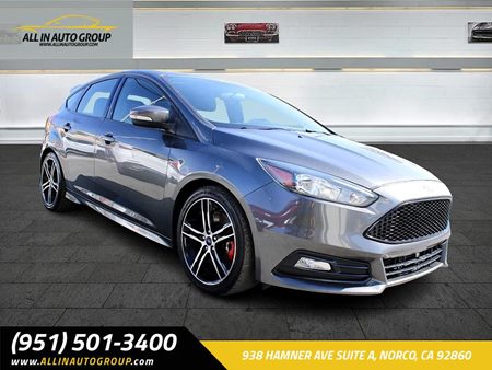 2017 Ford Focus ST