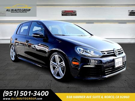 2013 Volkswagen Golf R w/Sunroof & Navi