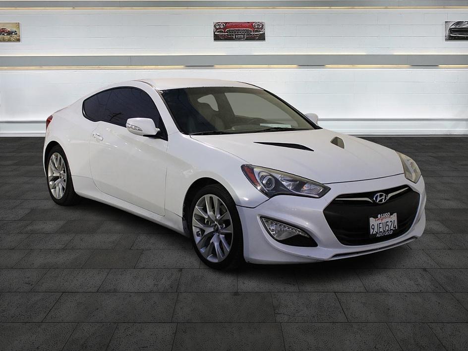 2016 Hyundai Genesis Coupe 3.8L Base