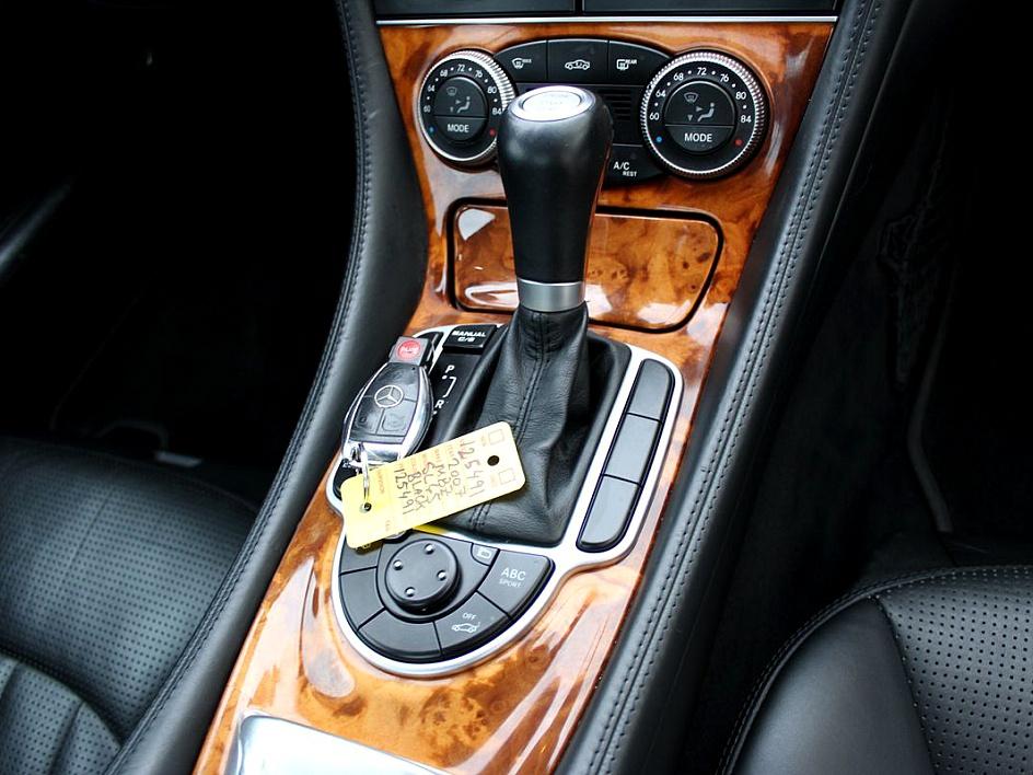 2007 Mercedes Benz SL 65 AMG photo 14