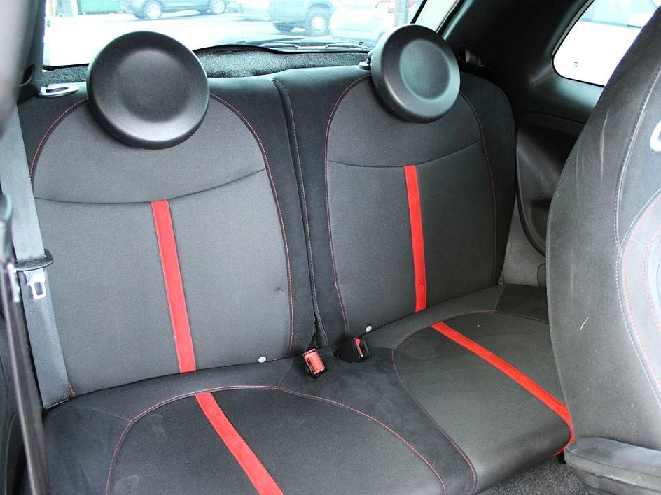 2013 Fiat 500 Abarth photo 18