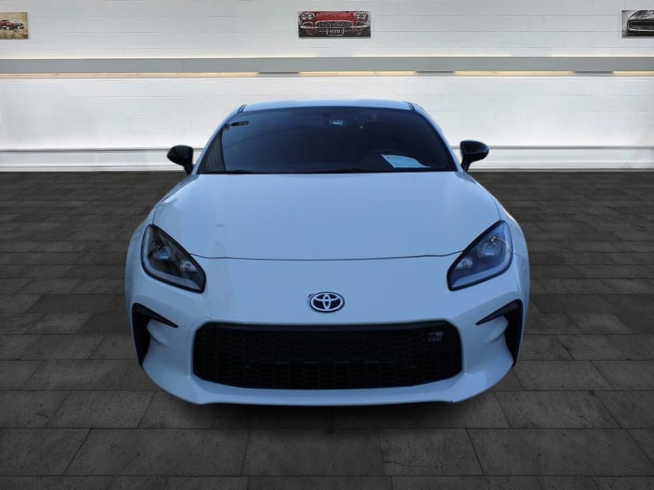 2023 Toyota GR86 photo 3