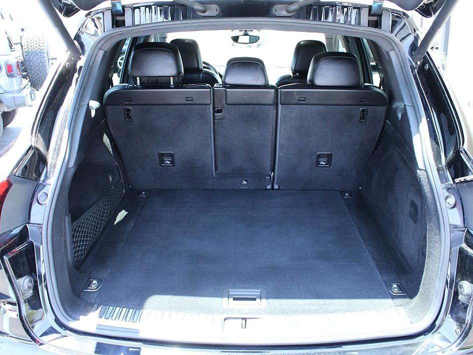 2017 Porsche Cayenne photo 25