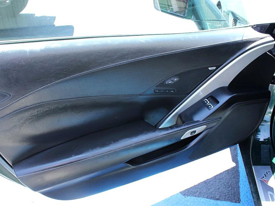 2014 Chevrolet Corvette Stingray Z51 3LT photo 9