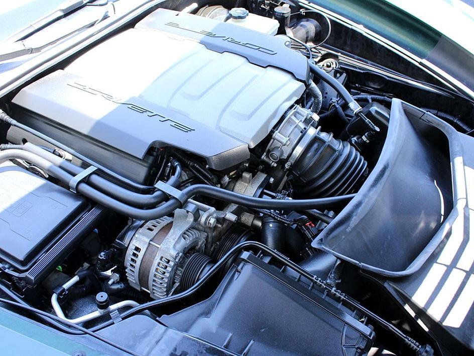 2014 Chevrolet Corvette Stingray Z51 3LT photo 2