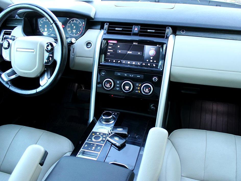 2019 Land Rover Discovery HSE photo 20