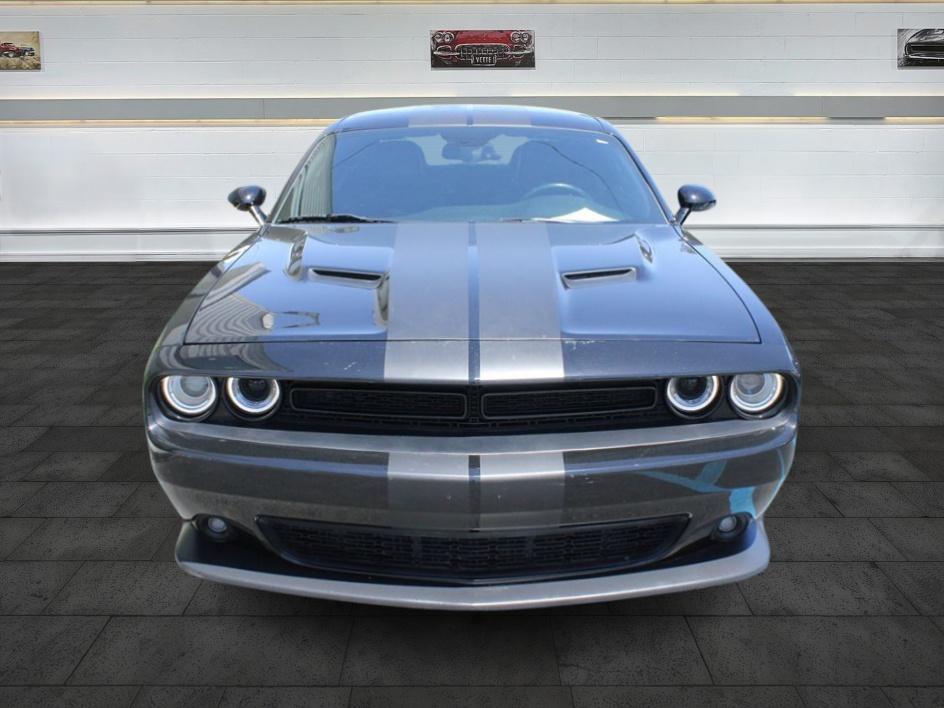 2015 Dodge Challenger Scat Pack photo 2