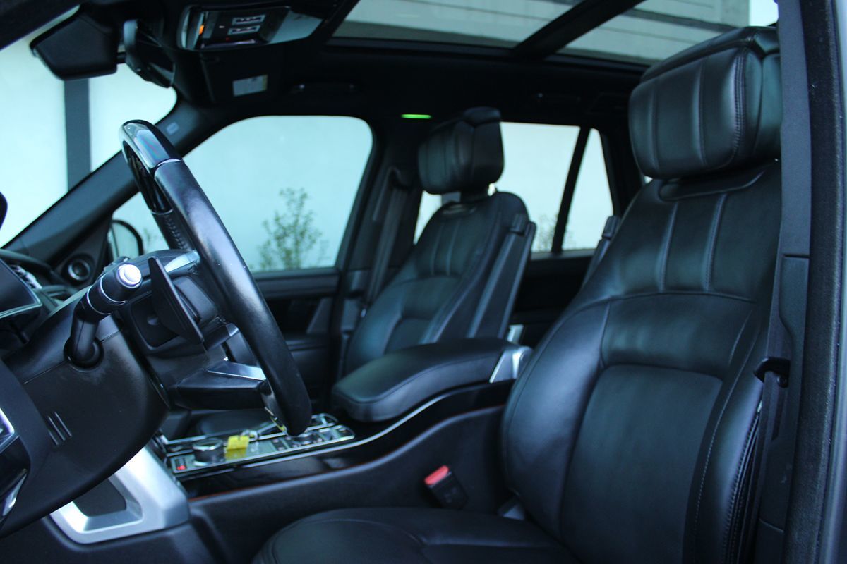 2021 Land Rover Range Rover P525 HSE HSE Westminster Edition photo 10