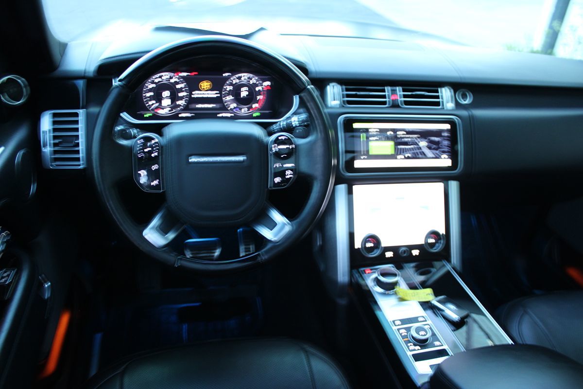 2021 Land Rover Range Rover P525 HSE HSE Westminster Edition photo 16