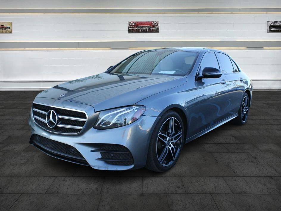 2019 Mercedes Benz E 300 photo 3