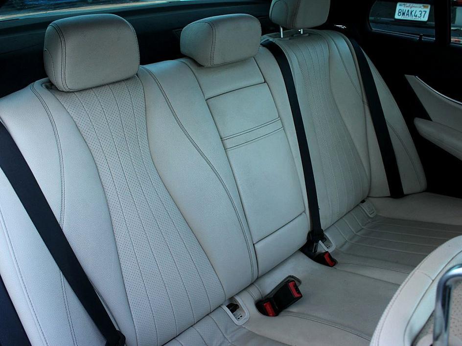 2019 Mercedes Benz E 300 photo 15