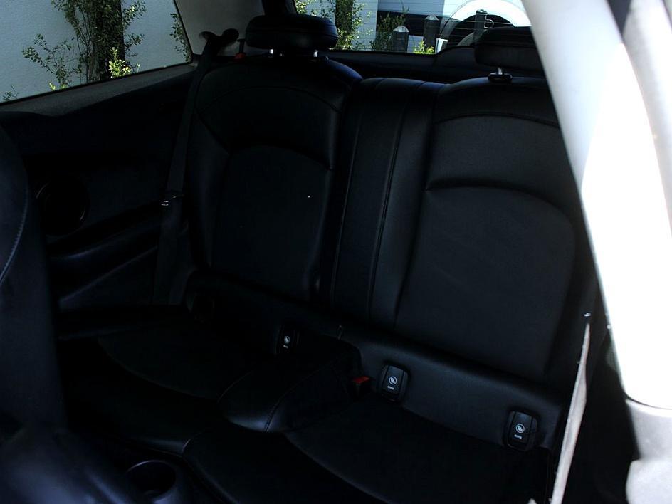 2018 Mini Cooper 2 Door Hardtop S photo 13