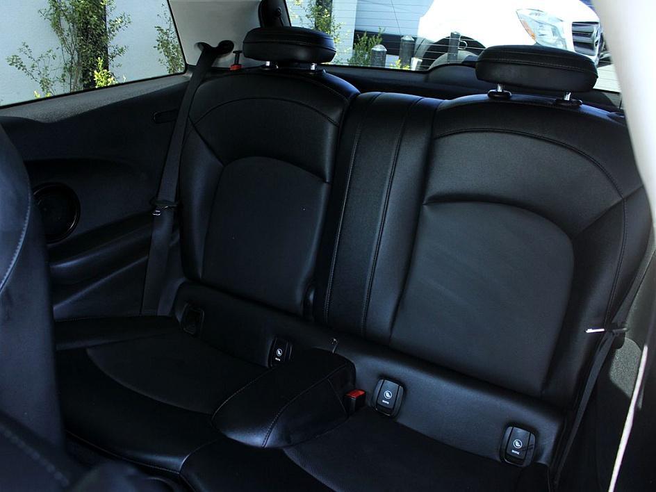 2018 Mini Cooper 2 Door Hardtop S photo 14