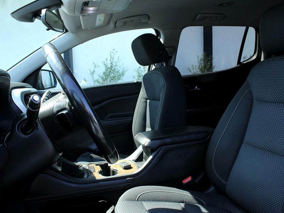 2020 Gmc Acadia SLE photo 11