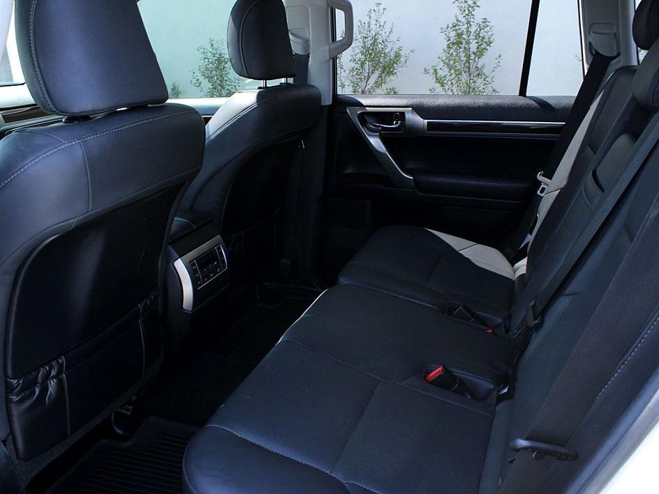 2019 Lexus GX 460 photo 14