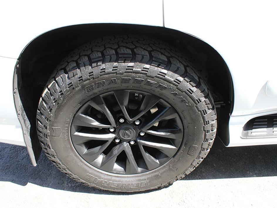 2019 Lexus GX 460 photo 21