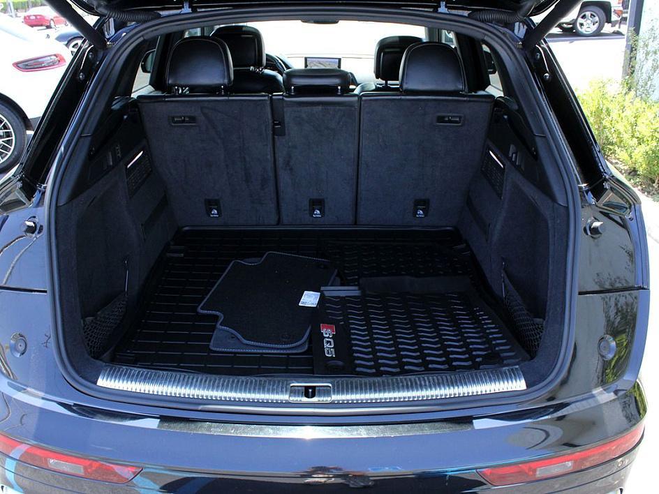 2018 Audi SQ5 Premium Plus photo 5