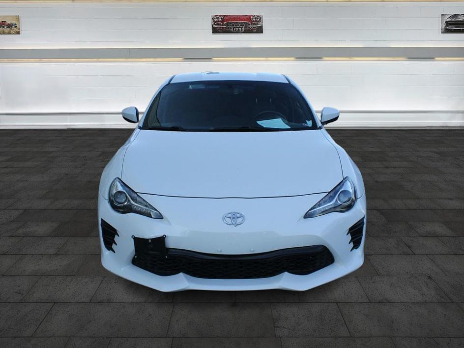 2017 Toyota GR86 Base photo 2