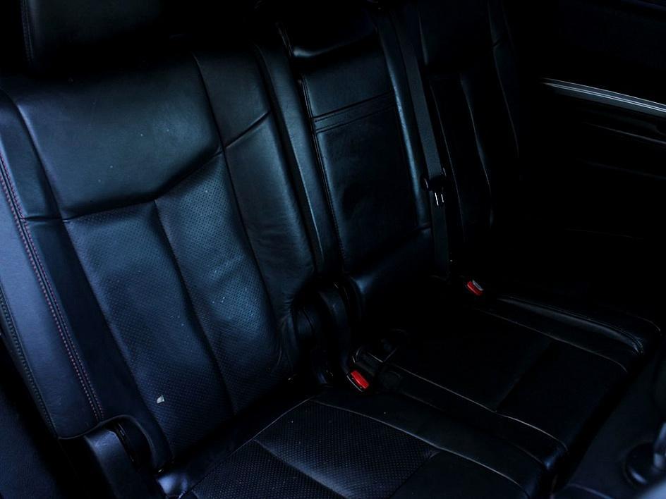 2014 Dodge Durango R/T photo 18