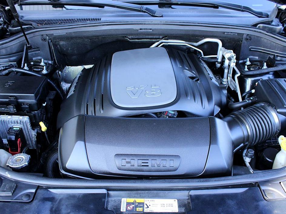 2014 Dodge Durango R/T photo 23