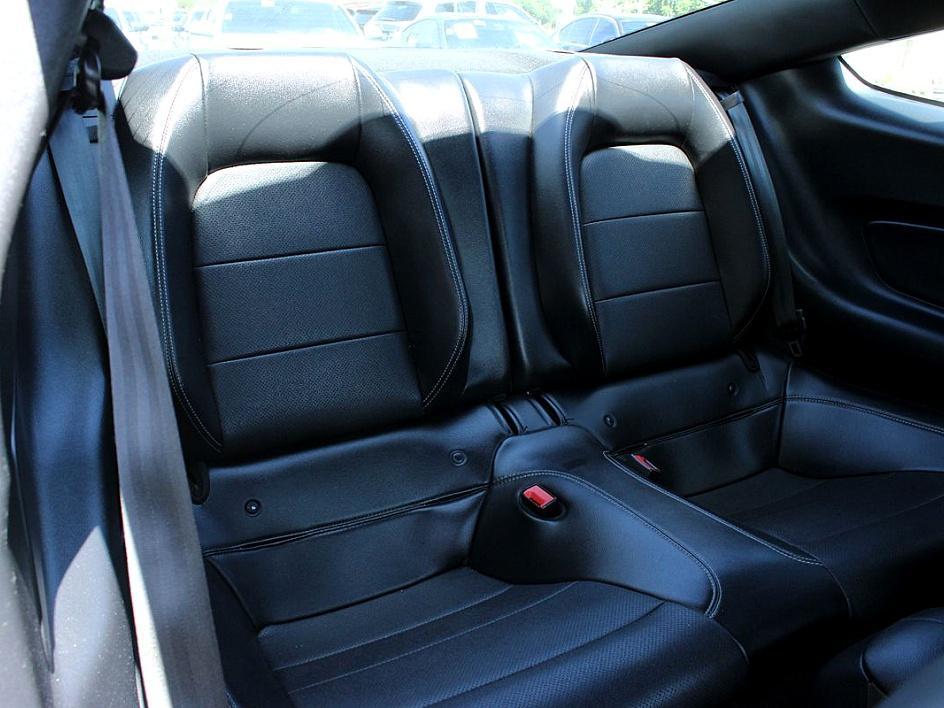 2020 Ford Mustang GT Premium photo 12