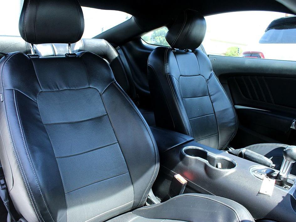 2020 Ford Mustang GT Premium photo 14