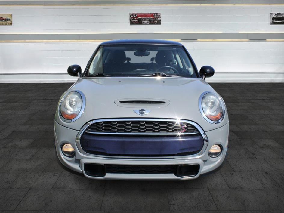 2017 Mini Cooper 2 Door Hardtop S photo 2