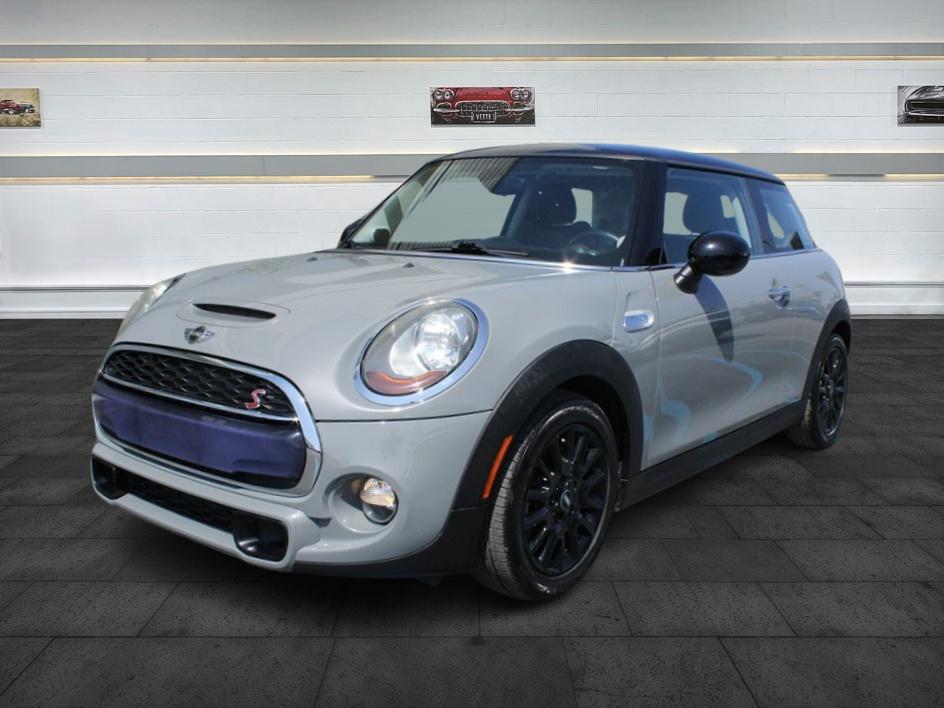 2017 Mini Cooper 2 Door Hardtop S photo 3