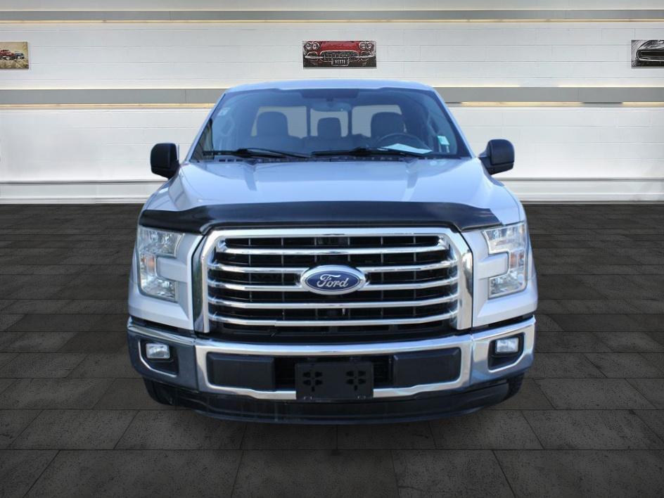 2016 Ford F-150 XLT photo 2