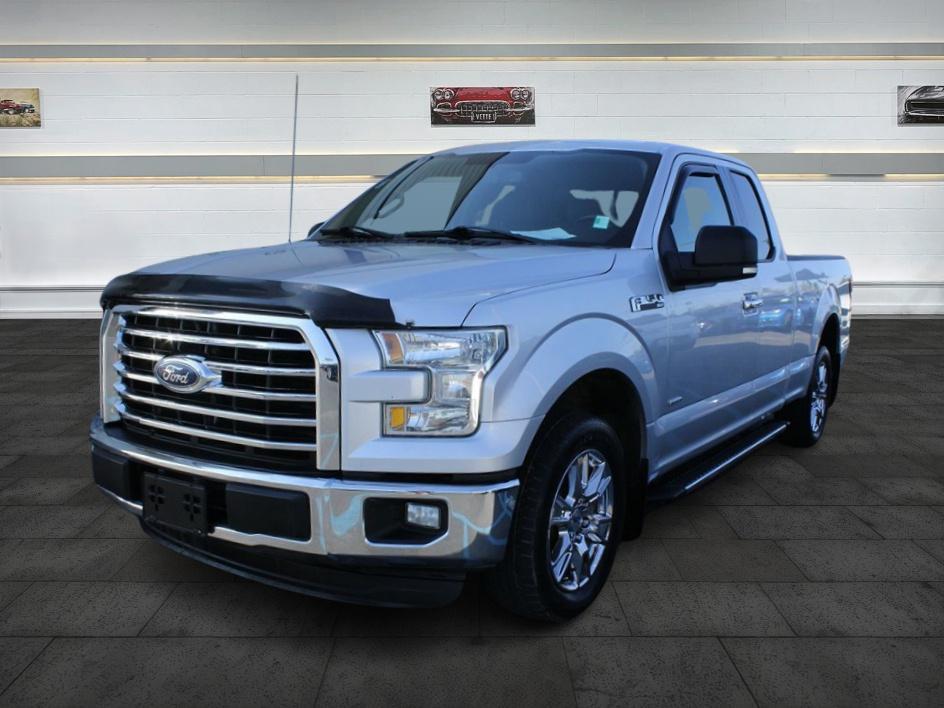 2016 Ford F-150 XLT photo 3