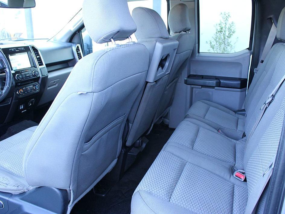 2016 Ford F-150 XLT photo 12
