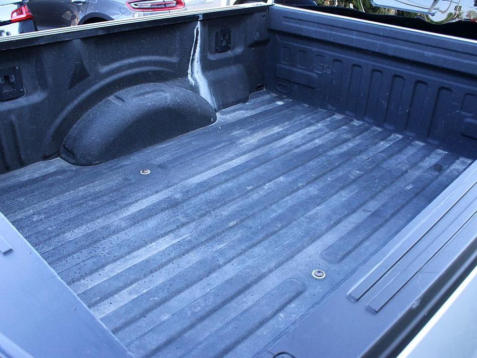 2016 Ford F-150 XLT photo 14