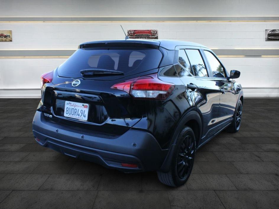 2020 Nissan Kicks S photo 4