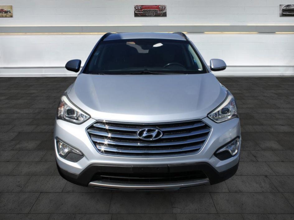 2016 Hyundai Santa Fe Limited photo 2