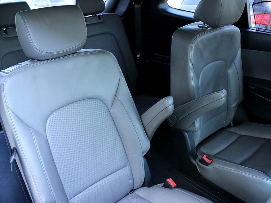 2016 Hyundai Santa Fe Limited photo 14