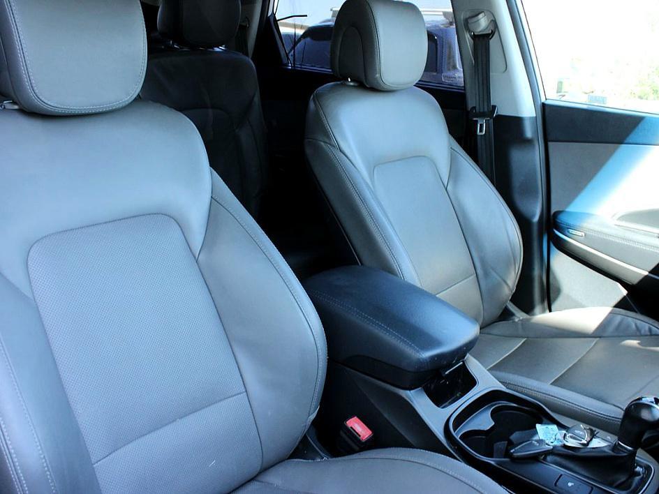 2016 Hyundai Santa Fe Limited photo 19