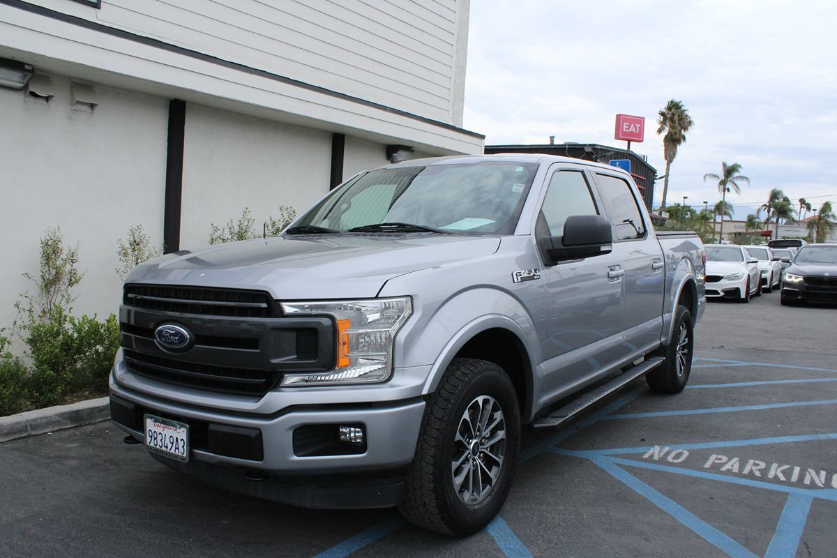2020 Ford F-150 XLT photo 3
