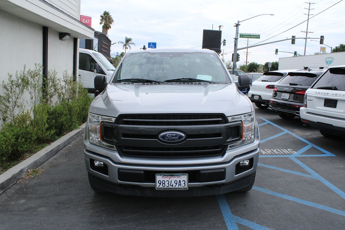 2020 Ford F-150 XLT photo 2