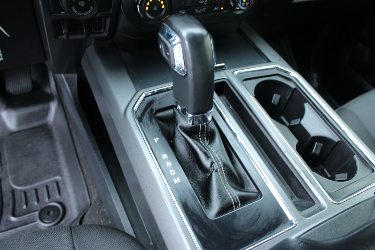 2020 Ford F-150 XLT photo 9