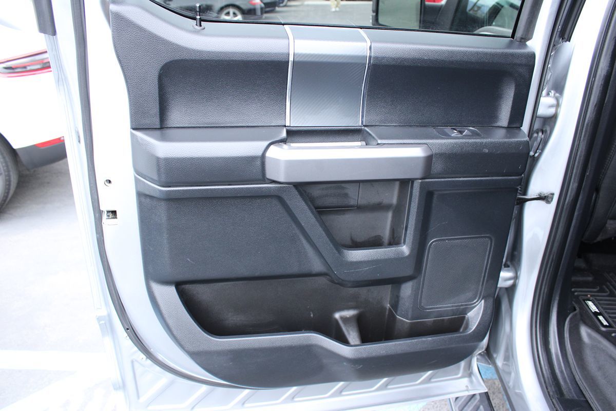 2020 Ford F-150 XLT photo 13