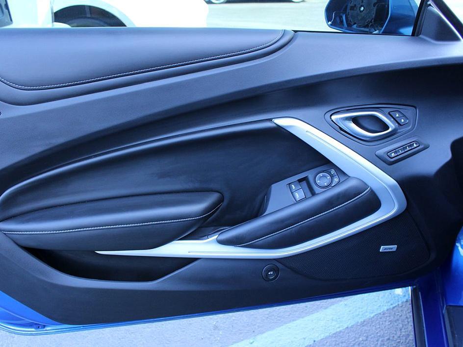 2018 Chevrolet Camaro 2SS photo 8