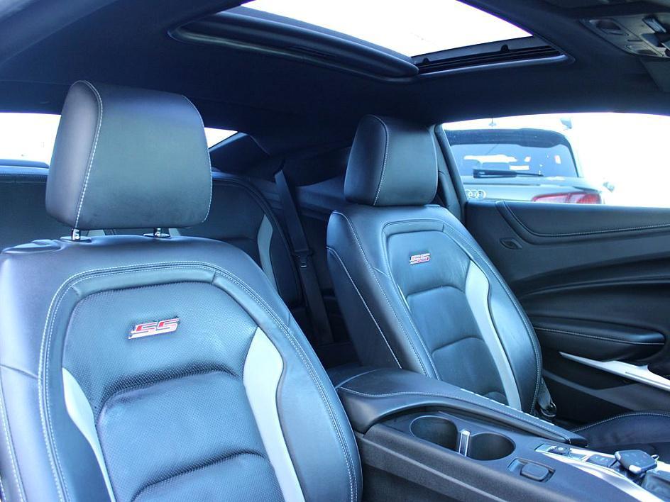 2018 Chevrolet Camaro 2SS photo 30