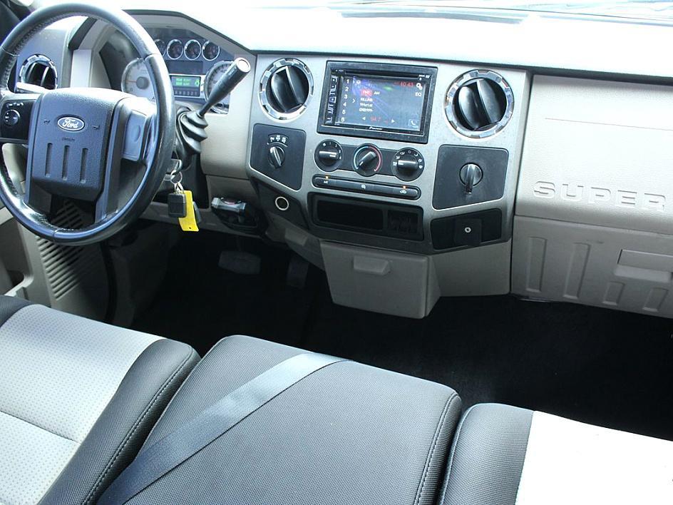 2008 Ford F-250 Lariat photo 12