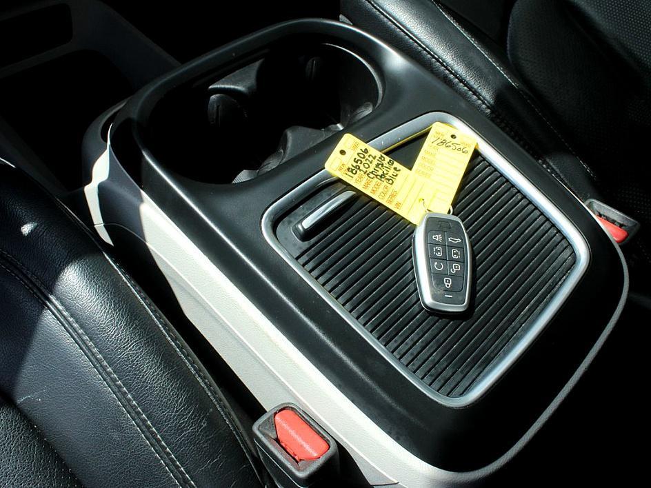 2022 Chrysler Pacifica Touring L photo 6