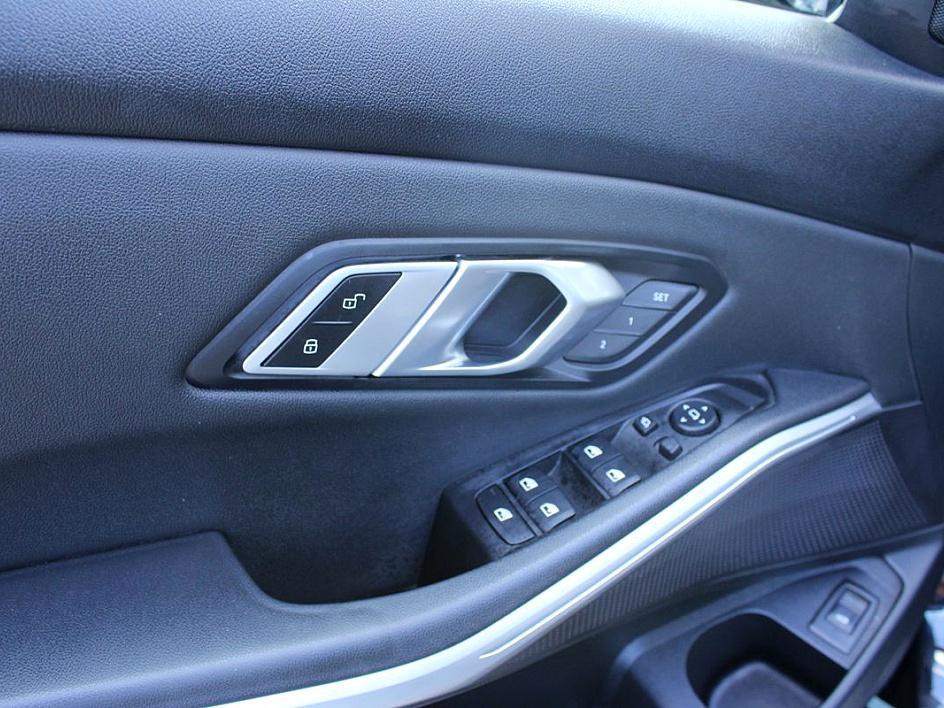 2019 Bmw 330i Sedan photo 8