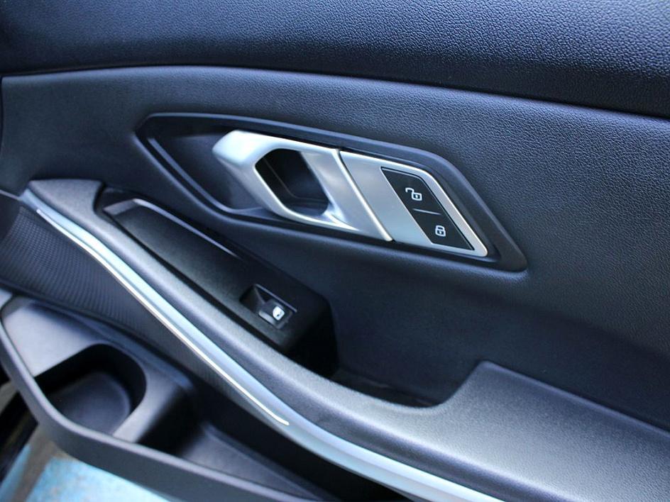2019 Bmw 330i Sedan photo 20